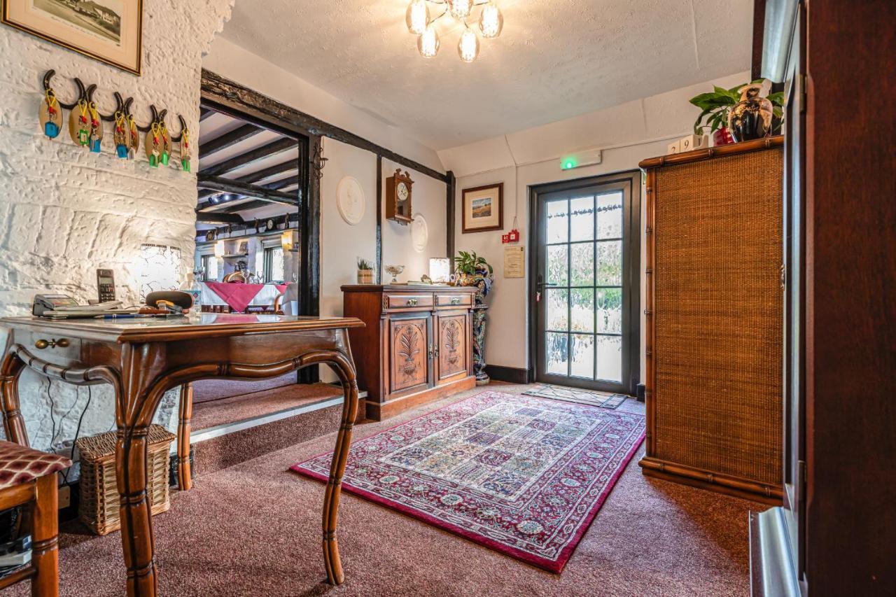 The Olde Forge Hotel Hailsham Eksteriør billede